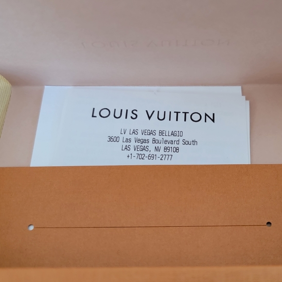 Louis Vuitton coin card holder monogram - Picture 5 of 5